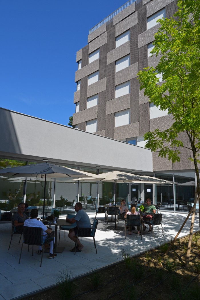 Restaurant Hôtel des Patients Lausanne CHUV projet pilote chambres complémentaires pour le CHUV hôpital vaud