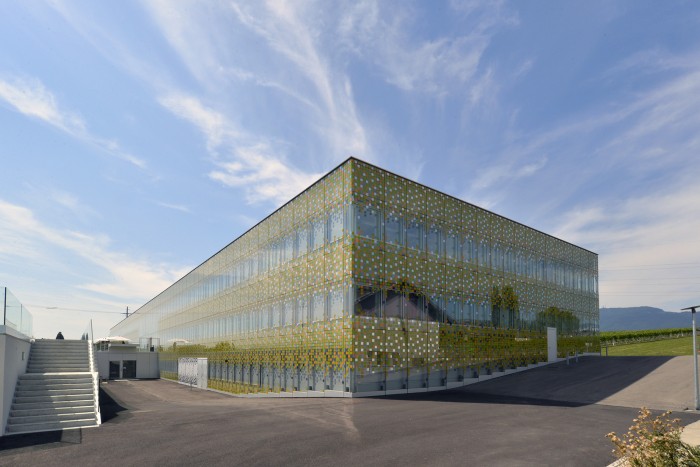 Premier bâtiment de laboratoires de Suisse labellisé Minergie-P-ECO